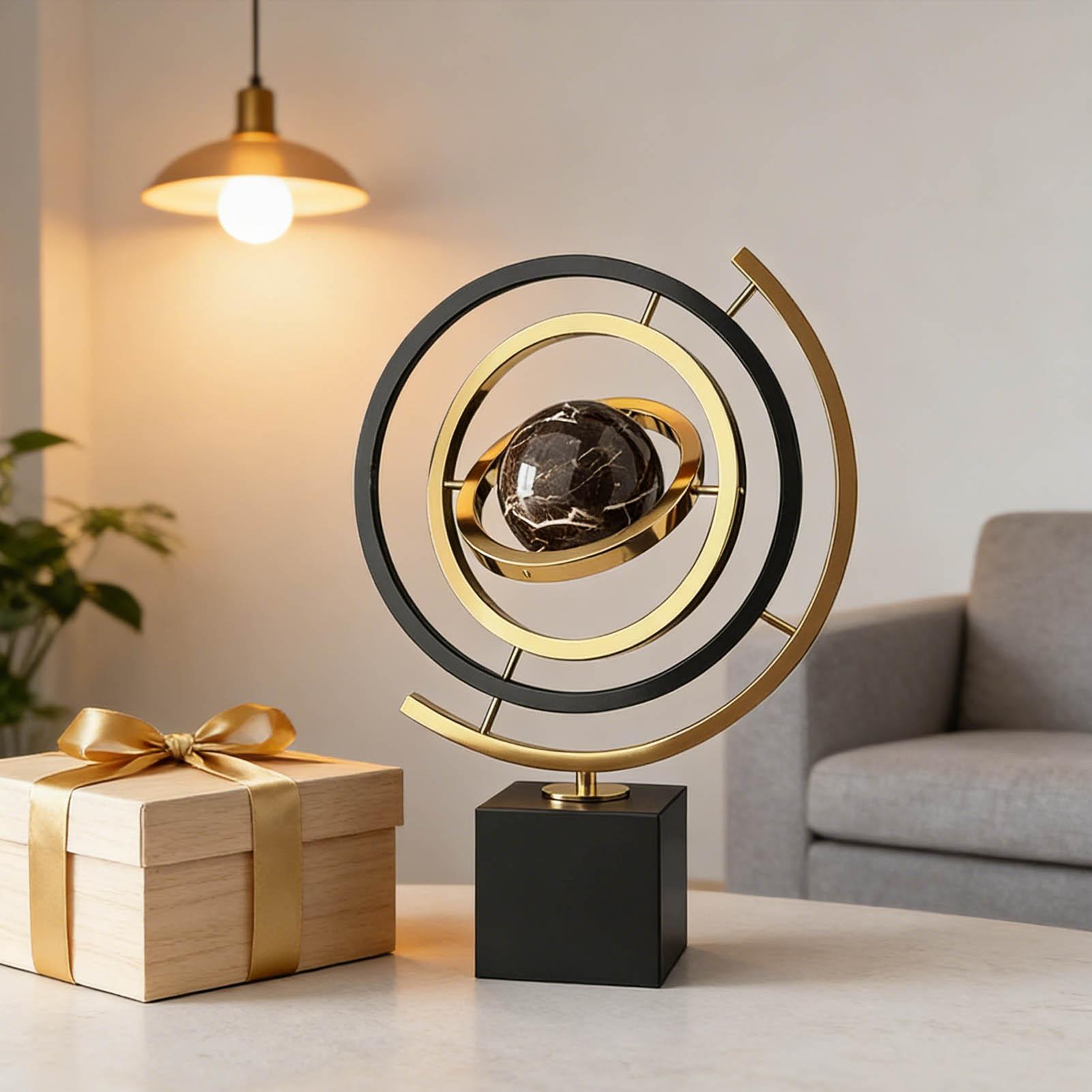 Rotating Globe Metal Ornament  - Solar System Orrery avis et prix